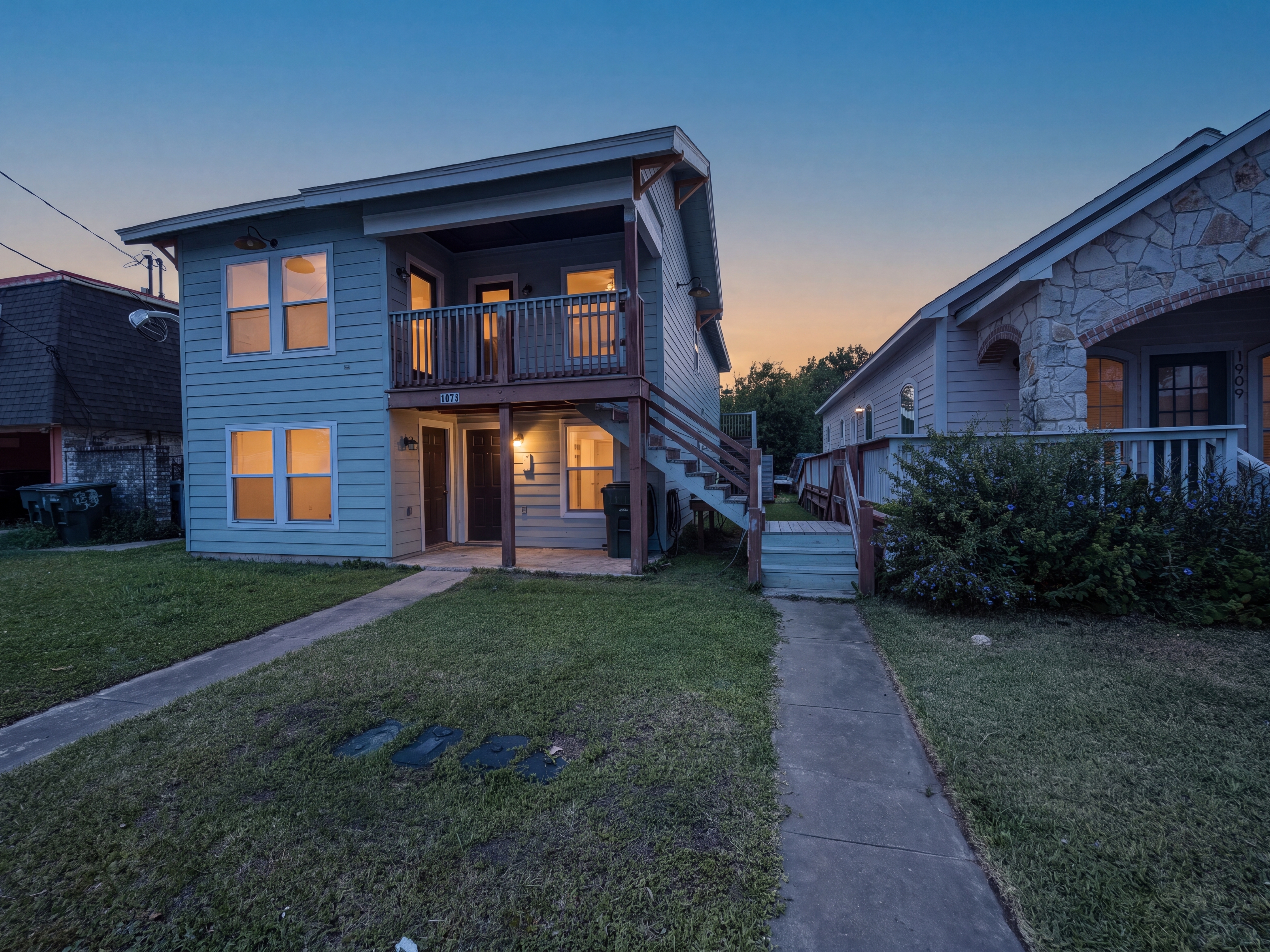 1191 40th Street twilight